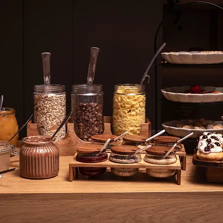 Tzante Zakynthos, Adults Only